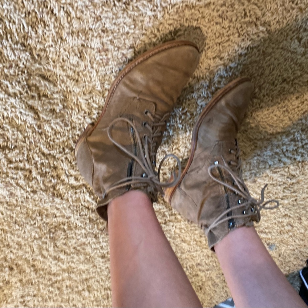 Sam Edelman booties - Picture 2 of 4